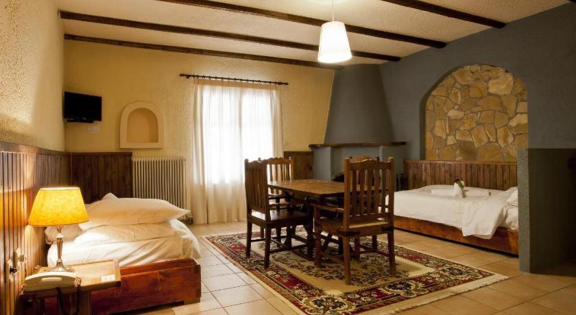 Fanaras Hotel Kalavryta Exteriér fotografie